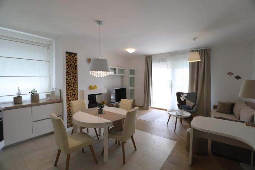 Smil'E Apartments 沃迪切 外观 照片